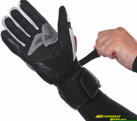Sts-r2_gloves-4