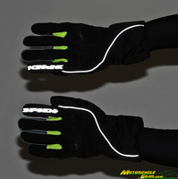 Wnt-2_h2out_gloves-6