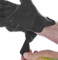 Pursuit_perforated_glove-5