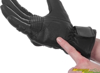 Reza_wp_gloves-5