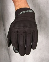 As_c-1_windstopper_glove_front