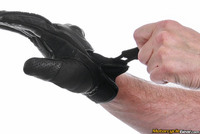 Scorpion_talon_gloves-5