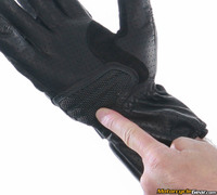 Held_tour_guide_gloves-7