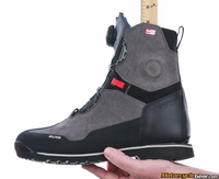 Revit_pioneer_outdry_boots-9
