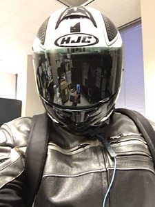 Helmet_selfie