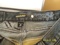 Shift_jeans_tag